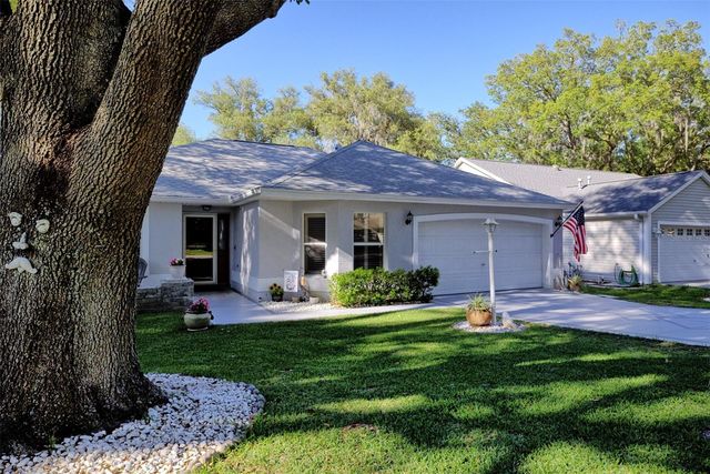 121 COSTA MESA DRIVE, Lady Lake, FL 32159