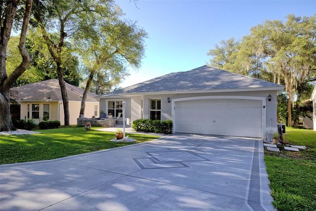 121 COSTA MESA DRIVE, Lady Lake, FL 32159