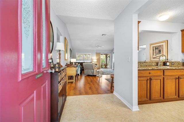 121 COSTA MESA DRIVE, Lady Lake, FL 32159