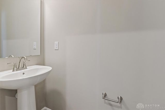 614 Tulip Court, Yellow Springs Vlg, OH 45387