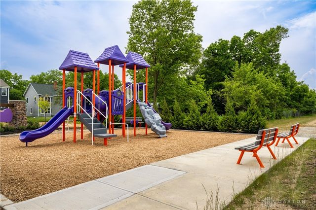 614 Tulip Court, Yellow Springs Vlg, OH 45387