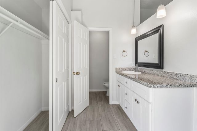 16915 Stardale Lane, Friendswood, TX 77546