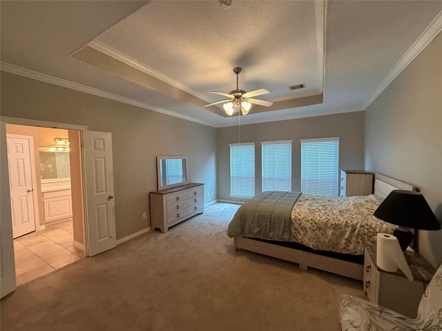 2946 Royal Oaks Crest, Houston, TX 77082
