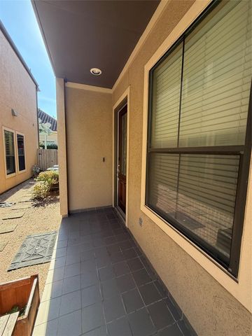 2946 Royal Oaks Crest, Houston, TX 77082
