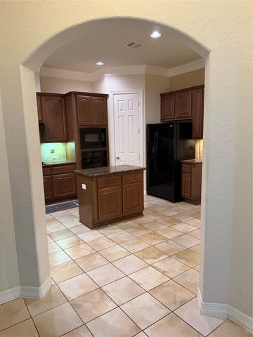 2946 Royal Oaks Crest, Houston, TX 77082