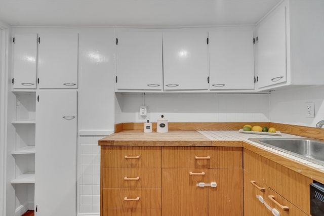 12 Shepard St. A, Cambridge, MA 02138