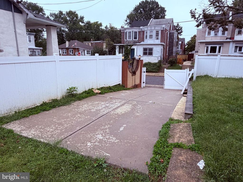 308 PRINCETON AVE, PHILADELPHIA, PA 19111 — photo 4