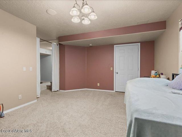 632 S RABBIT TRL, Post Falls, ID 83854