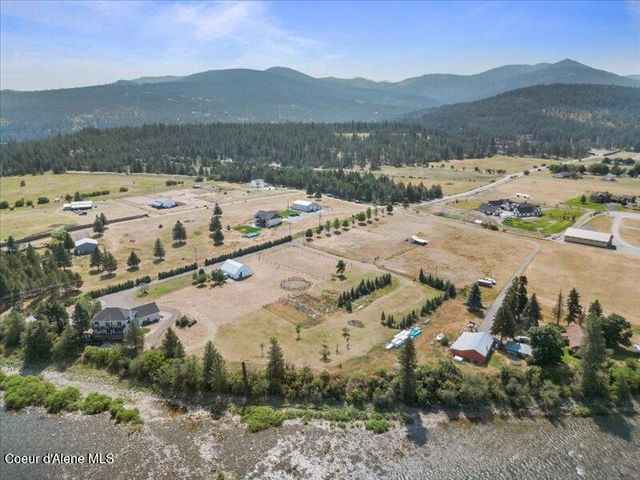 632 S RABBIT TRL, Post Falls, ID 83854