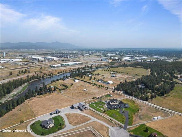 632 S RABBIT TRL, Post Falls, ID 83854