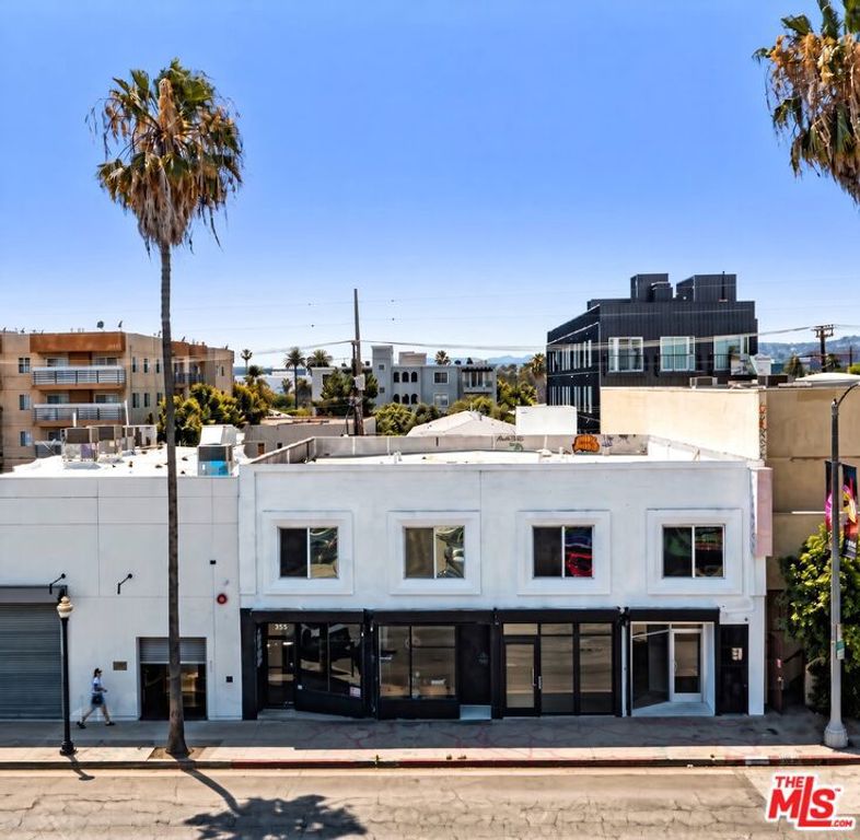 355 N N Fairfax Avenue, Los Angeles, CA 90036 — exterior