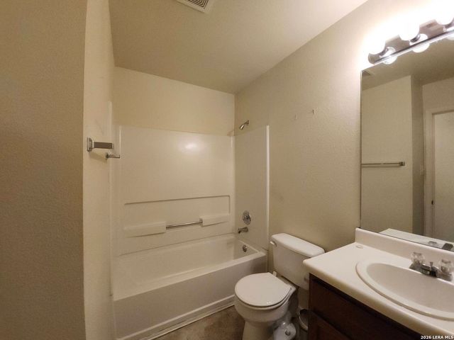 6907 Bluegrass Run, San Antonio, TX 78240