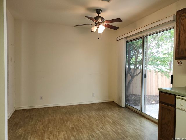 6907 Bluegrass Run, San Antonio, TX 78240