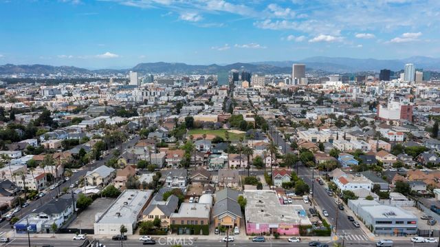 2113 Venice, Los Angeles, CA 90006