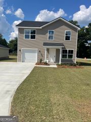 400 W Mann Street, Glennville, GA 30427