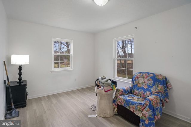 1909 HANOVER PIKE, Hampstead, MD 21074