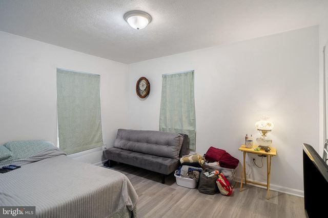 1909 HANOVER PIKE, Hampstead, MD 21074