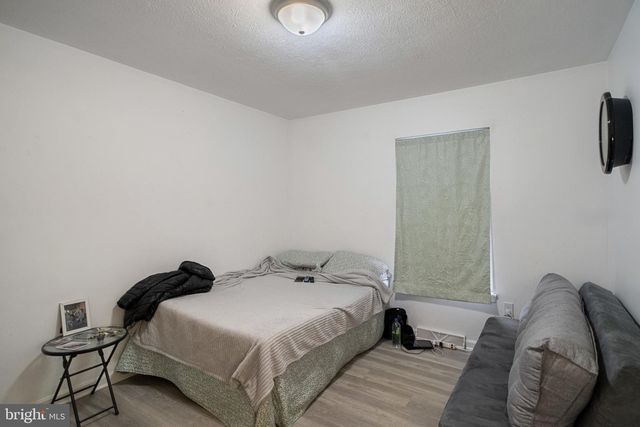 1909 HANOVER PIKE, Hampstead, MD 21074