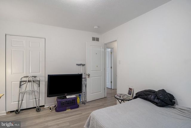 1909 HANOVER PIKE, Hampstead, MD 21074