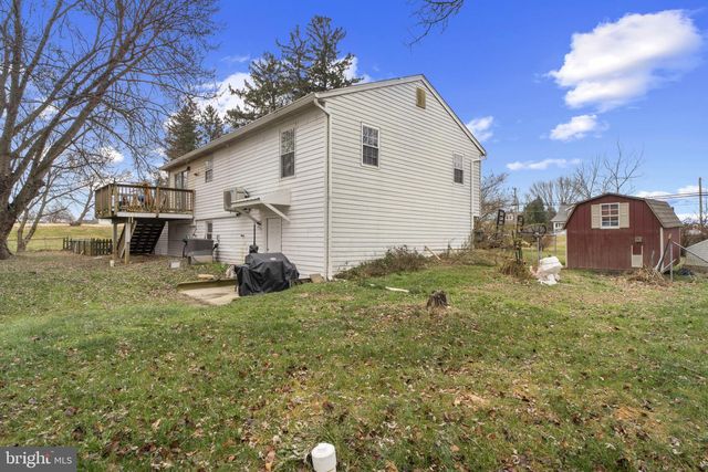 1909 HANOVER PIKE, Hampstead, MD 21074