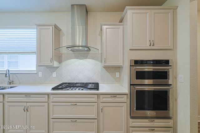 12 BENT LAKE Court, St. Augustine, FL 32095