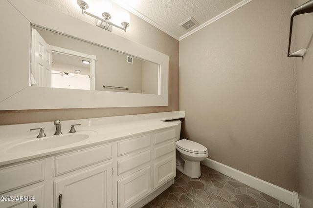 5440 W BERYL Avenue, Glendale, AZ 85302