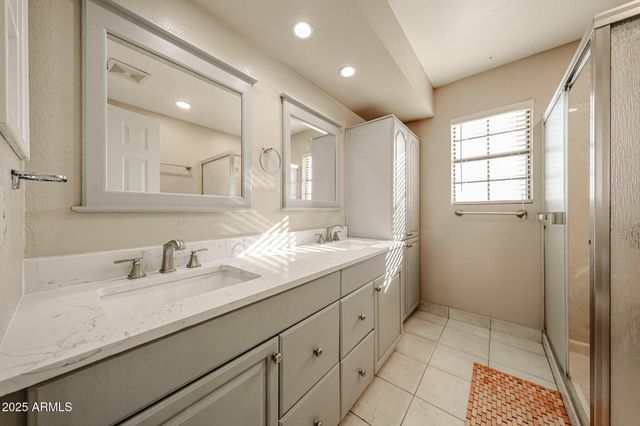 5440 W BERYL Avenue, Glendale, AZ 85302