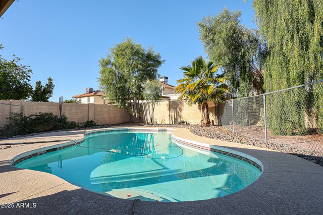 5440 W BERYL Avenue, Glendale, AZ 85302