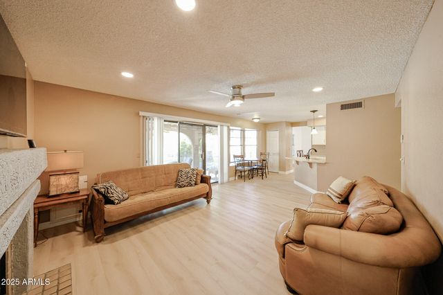 5440 W BERYL Avenue, Glendale, AZ 85302