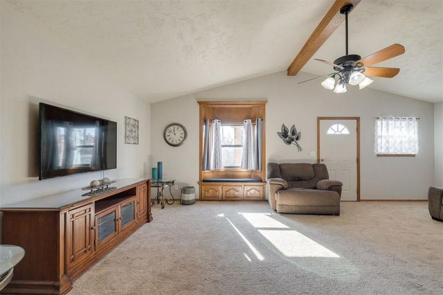 218 Klondike Drive, Yukon, OK 73099