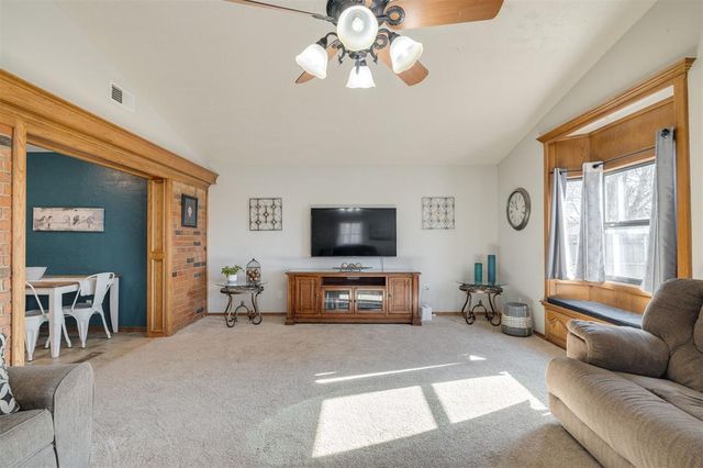 218 Klondike Drive, Yukon, OK 73099