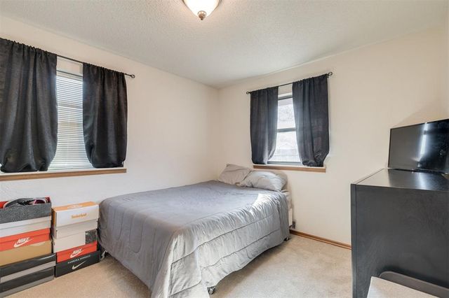 218 Klondike Drive, Yukon, OK 73099