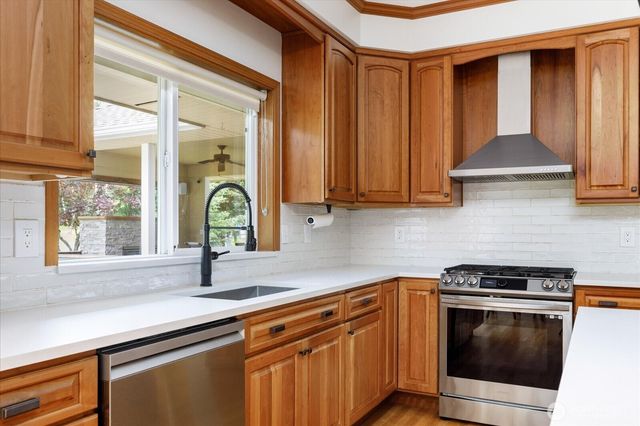 13790 Trumpeter Lane, Mount Vernon, WA 98273