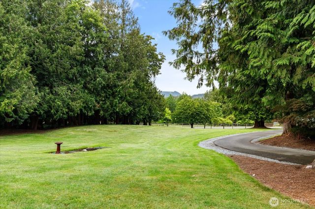 13790 Trumpeter Lane, Mount Vernon, WA 98273