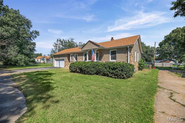2535 E 28th Street, Granite City, IL 62040