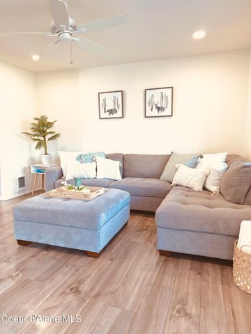 1627 E ZOEY CT, Post Falls, ID 83854