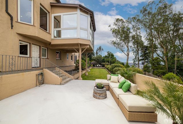 222 Maywood Drive, San Francisco, CA 94127
