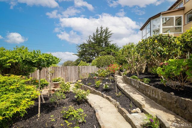 222 Maywood Drive, San Francisco, CA 94127