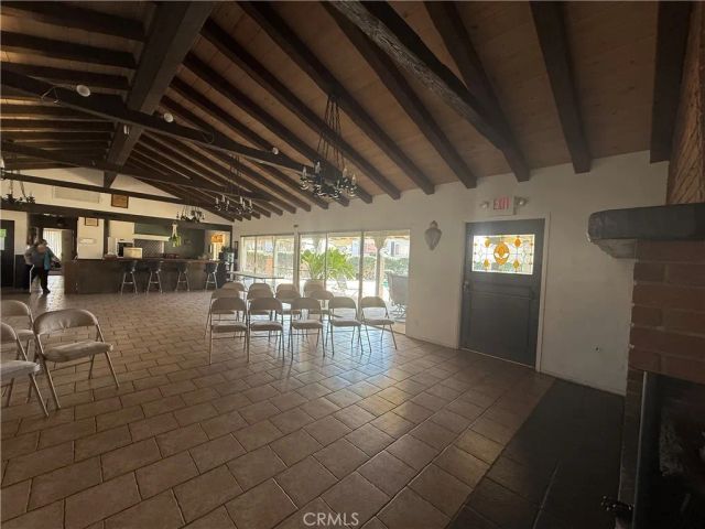 8801 ETON, Canoga Park, CA 91304
