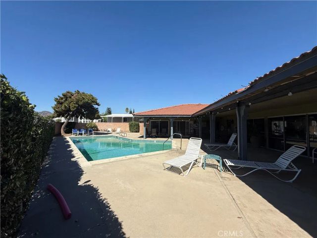 8801 ETON, Canoga Park, CA 91304