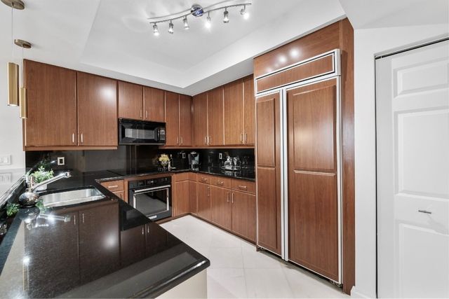 100 S Birch Road 2403, Fort Lauderdale, FL 33316