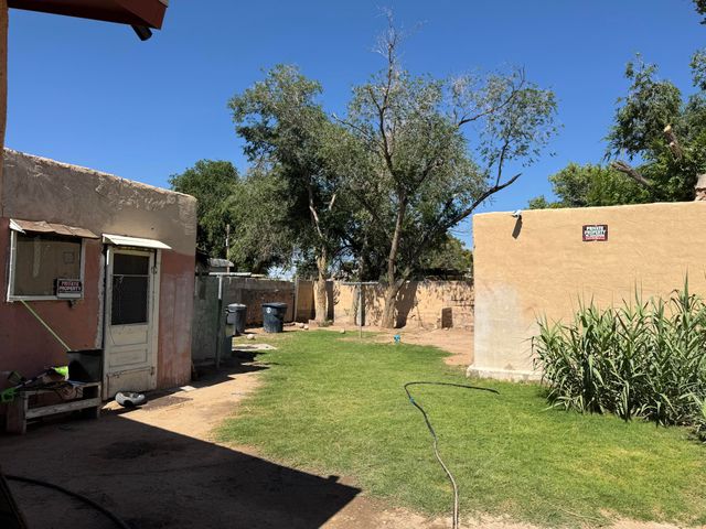 2007 HINKLE Street SE, Albuquerque, NM 87102