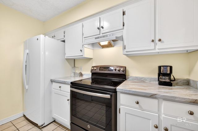 512 Lake Forest Boulevard 123F, Daphne, AL 36526