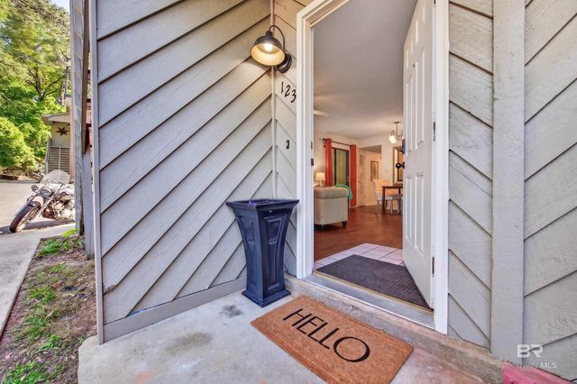 512 Lake Forest Boulevard 123F, Daphne, AL 36526