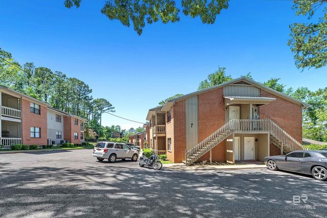 512 Lake Forest Boulevard 123F, Daphne, AL 36526
