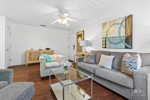 512 Lake Forest Boulevard 123F, Daphne, AL 36526