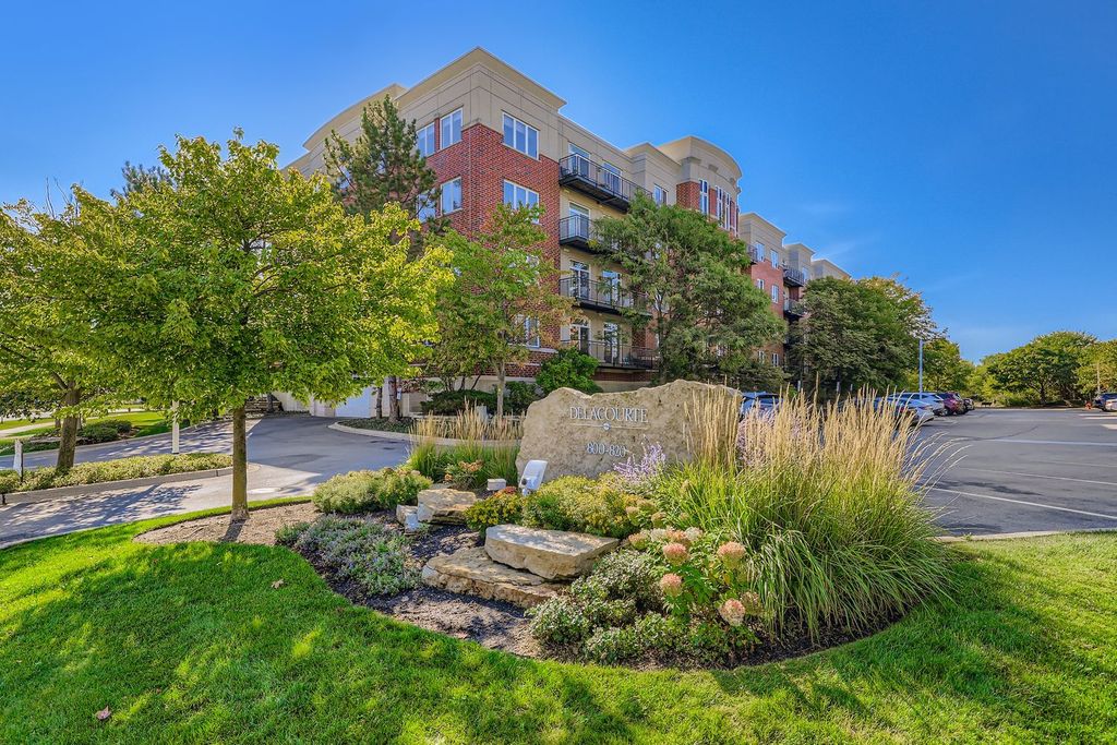 820 Weidner Road 409, Buffalo Grove, IL 60089