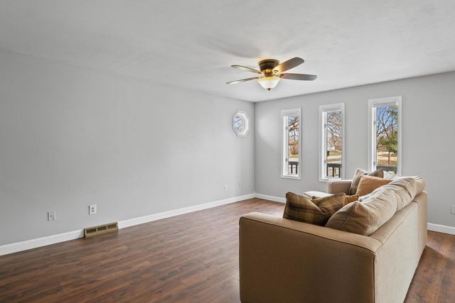 2212 Borg ROAD, Delavan, WI 53115