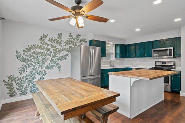 2212 Borg ROAD, Delavan, WI 53115