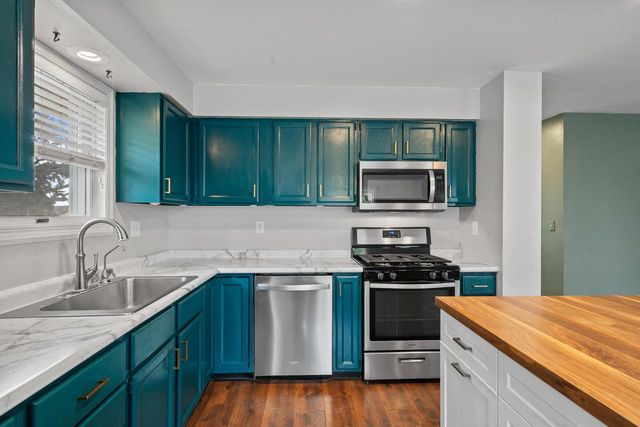 2212 Borg ROAD, Delavan, WI 53115